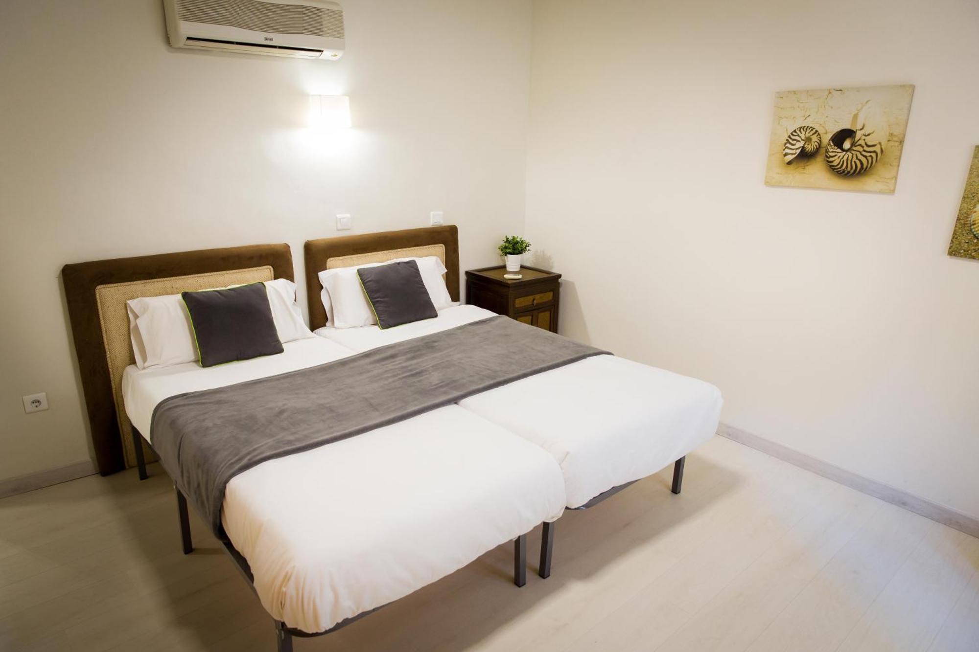 Apartments Holidays2Malaga City Center Kültér fotó