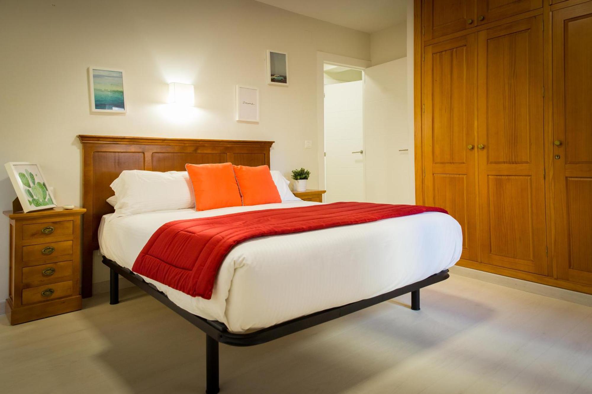 Apartments Holidays2Malaga City Center Kültér fotó