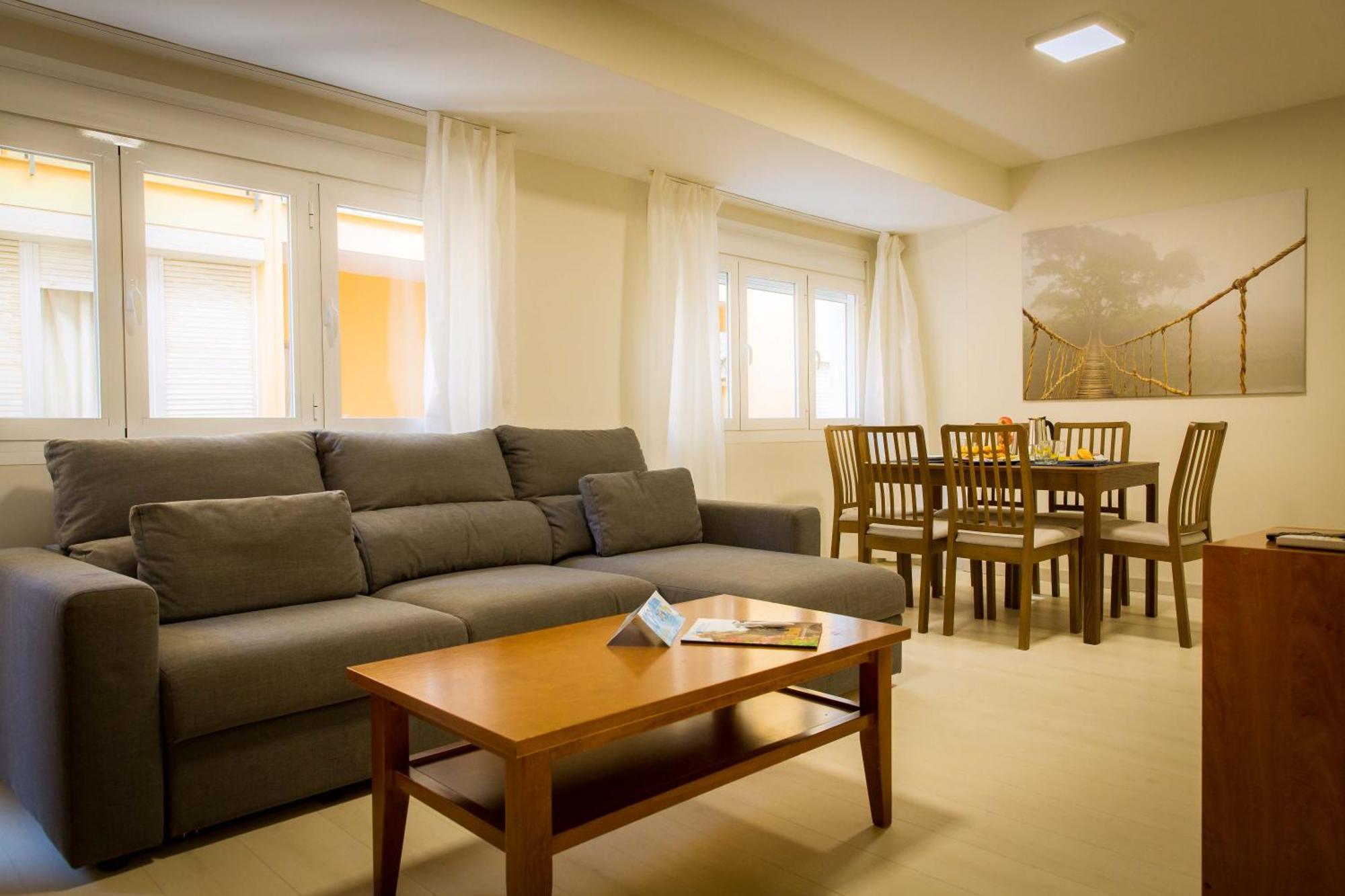 Apartments Holidays2Malaga City Center Kültér fotó